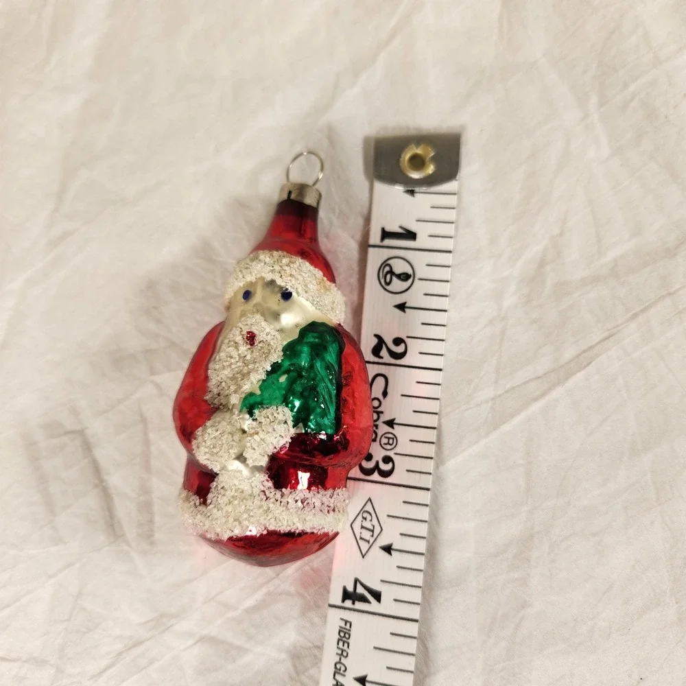 N/A vintage ornament